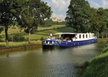 Belmond Afloat in France | private Flusskreuzfahrt Frankreich | Landmark